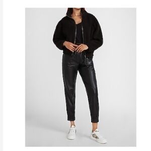 Express Black Cozy Full Zip Sherpa Sweatshirt Small‎